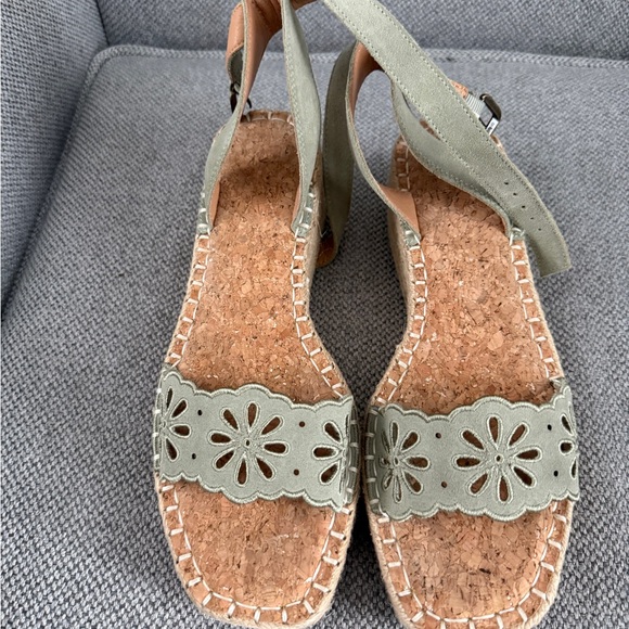 Crown Vintage Shoes - Green Espadrilles with Floral Cutout Design